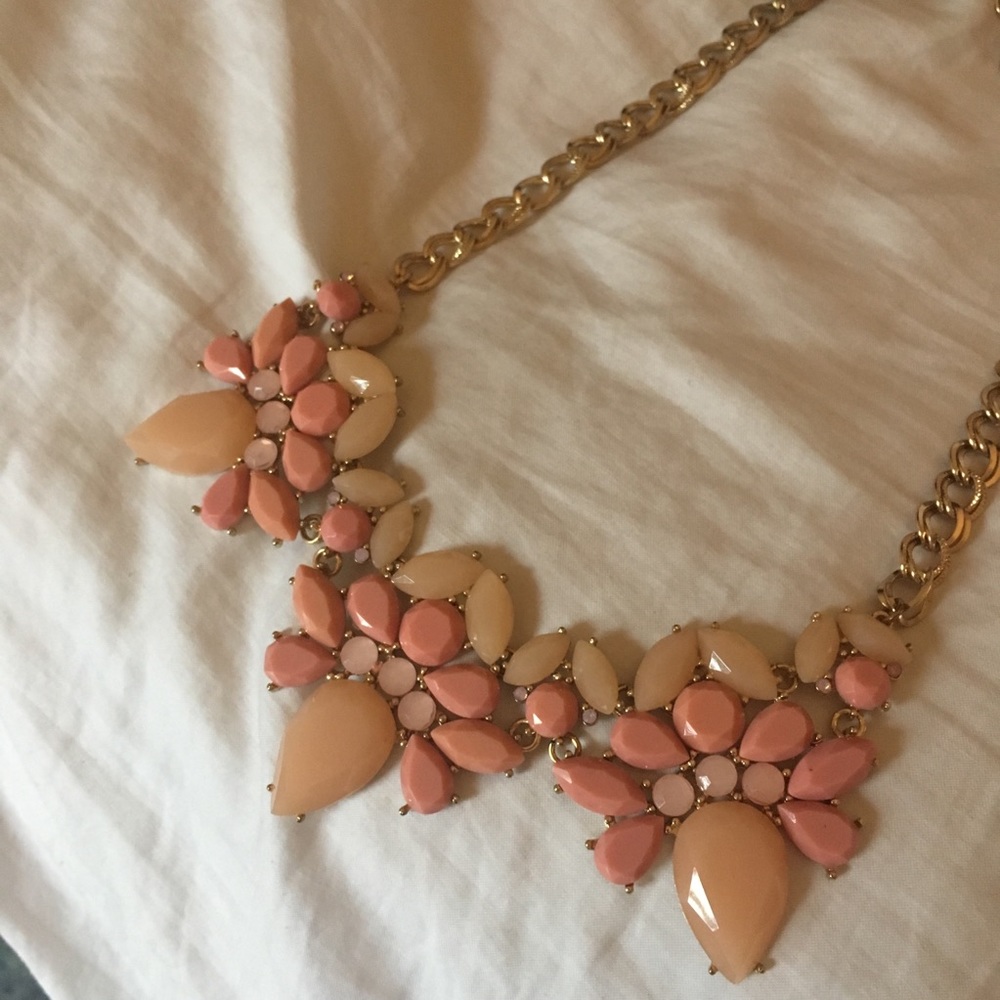 Multi-shade pink statement necklace
